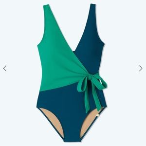 Summersalt The Perfect Wrap in sea glass and seaweed